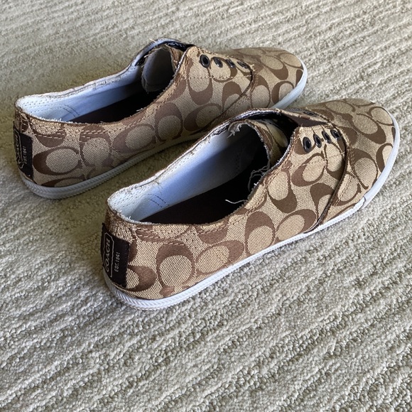 Coach Katie Slip On Signature Sneakers - Picture 4 of 11
